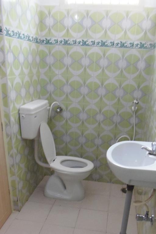 Kvr Deluxe Residency Villa Tirupati Room photo
